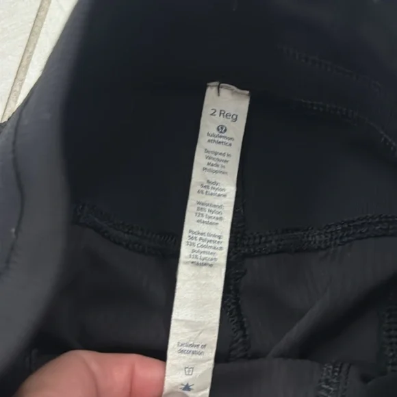 Lululemon women’s dance studio pant - Picture 3 of 10